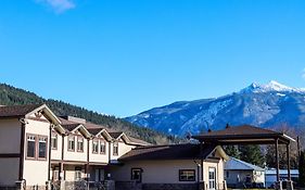 Days Inn And Suites Revelstoke